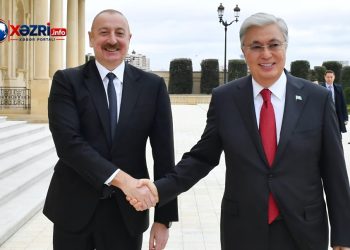 Prezident Tokayevi Respublika Günü münasibətilə təbrik etdi